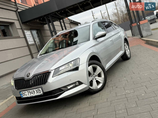 Сірий Шкода Суперб, об'ємом двигуна 1.97 л та пробігом 261 тис. км за 17999 $, фото 7 на Automoto.ua