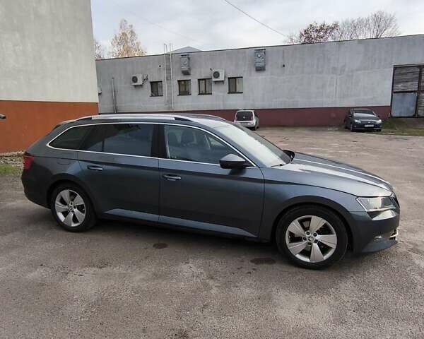 Серый Шкода Суперб, объемом двигателя 1.6 л и пробегом 260 тыс. км за 13500 $, фото 3 на Automoto.ua