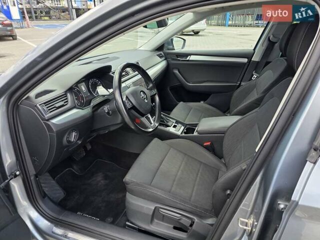 Серый Шкода Суперб, объемом двигателя 1.6 л и пробегом 270 тыс. км за 13500 $, фото 7 на Automoto.ua