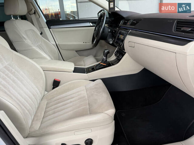 Сірий Шкода Суперб, об'ємом двигуна 1.97 л та пробігом 261 тис. км за 17999 $, фото 28 на Automoto.ua