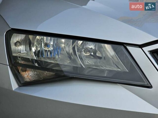 Сірий Шкода Суперб, об'ємом двигуна 1.8 л та пробігом 119 тис. км за 15999 $, фото 11 на Automoto.ua