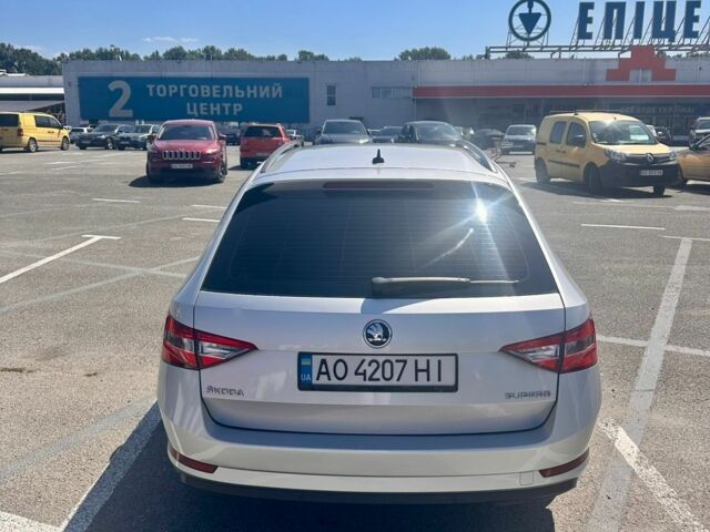 Серый Шкода Суперб, объемом двигателя 1.6 л и пробегом 256 тыс. км за 12999 $, фото 17 на Automoto.ua