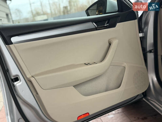 Сірий Шкода Суперб, об'ємом двигуна 1.97 л та пробігом 261 тис. км за 17999 $, фото 35 на Automoto.ua