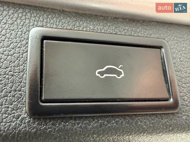 Сірий Шкода Суперб, об'ємом двигуна 1.97 л та пробігом 261 тис. км за 17999 $, фото 28 на Automoto.ua