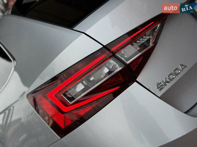 Сірий Шкода Суперб, об'ємом двигуна 1.97 л та пробігом 261 тис. км за 17999 $, фото 12 на Automoto.ua