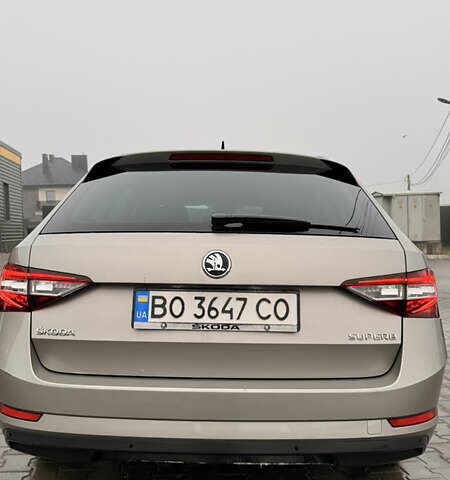 Серый Шкода Суперб, объемом двигателя 2 л и пробегом 270 тыс. км за 13800 $, фото 8 на Automoto.ua