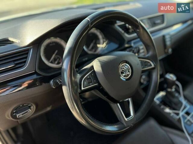 Серый Шкода Суперб, объемом двигателя 1.97 л и пробегом 192 тыс. км за 21800 $, фото 7 на Automoto.ua