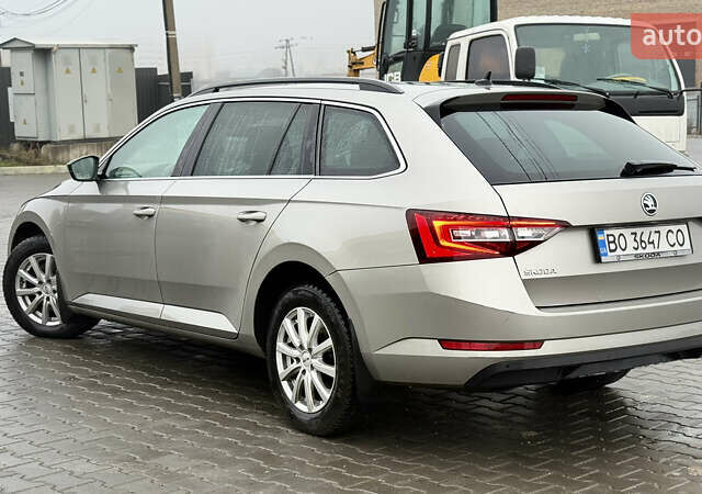 Серый Шкода Суперб, объемом двигателя 2 л и пробегом 270 тыс. км за 13800 $, фото 6 на Automoto.ua