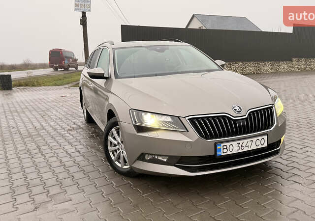 Серый Шкода Суперб, объемом двигателя 2 л и пробегом 270 тыс. км за 13800 $, фото 3 на Automoto.ua