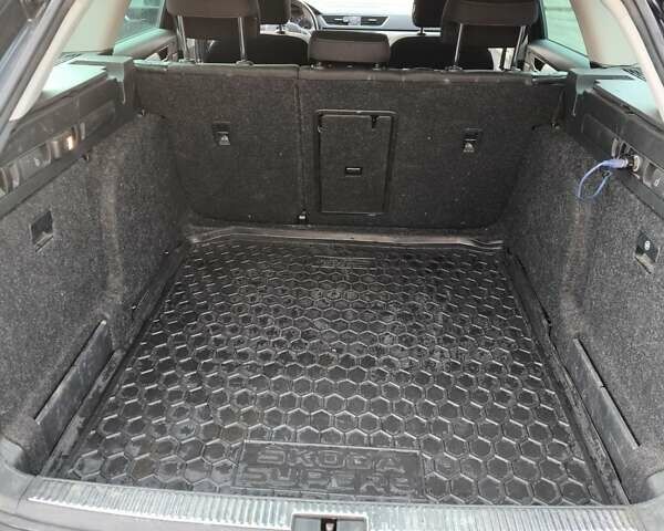 Серый Шкода Суперб, объемом двигателя 1.6 л и пробегом 260 тыс. км за 13500 $, фото 22 на Automoto.ua