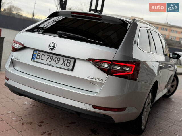 Сірий Шкода Суперб, об'ємом двигуна 1.97 л та пробігом 261 тис. км за 17999 $, фото 18 на Automoto.ua