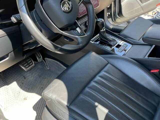 Сірий Шкода Суперб, об'ємом двигуна 2 л та пробігом 270 тис. км за 20000 $, фото 10 на Automoto.ua