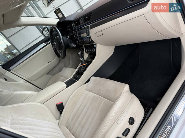 Сірий Шкода Суперб, об'ємом двигуна 1.97 л та пробігом 261 тис. км за 17999 $, фото 43 на Automoto.ua