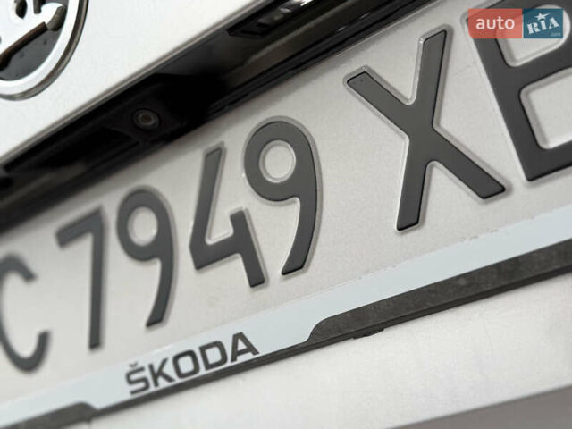 Сірий Шкода Суперб, об'ємом двигуна 1.97 л та пробігом 261 тис. км за 17999 $, фото 20 на Automoto.ua