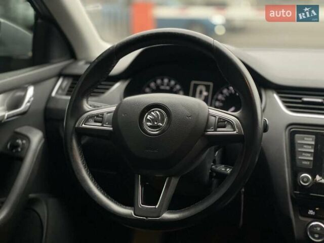 Серый Шкода Суперб, объемом двигателя 1.6 л и пробегом 273 тыс. км за 10900 $, фото 13 на Automoto.ua