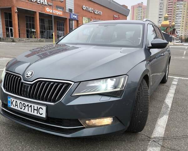 Серый Шкода Суперб, объемом двигателя 1.6 л и пробегом 260 тыс. км за 14500 $, фото 20 на Automoto.ua