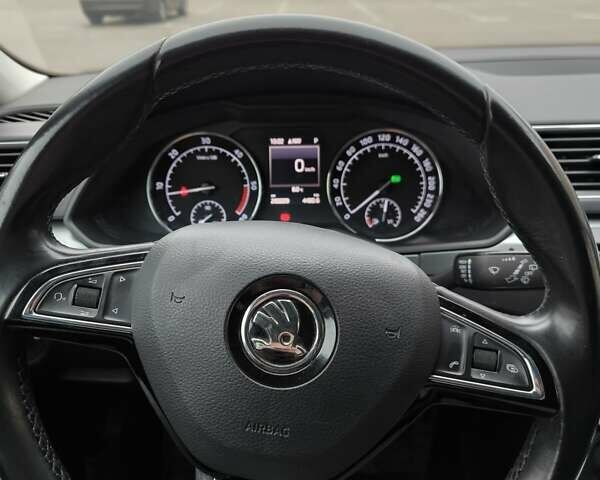 Серый Шкода Суперб, объемом двигателя 1.6 л и пробегом 260 тыс. км за 14500 $, фото 2 на Automoto.ua