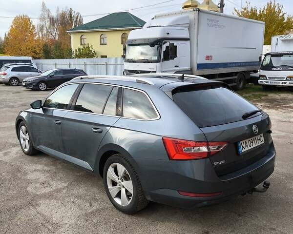 Серый Шкода Суперб, объемом двигателя 1.6 л и пробегом 260 тыс. км за 13500 $, фото 1 на Automoto.ua