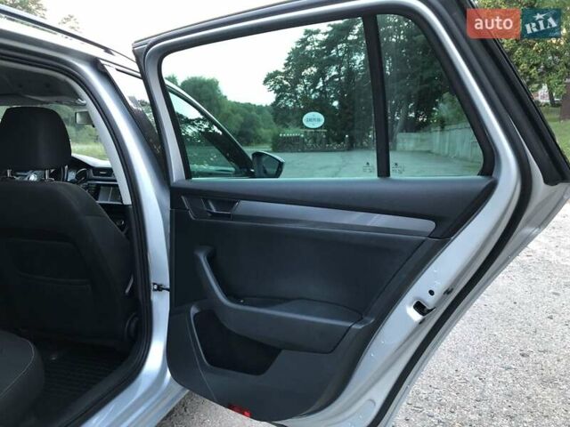 Серый Шкода Суперб, объемом двигателя 1.6 л и пробегом 193 тыс. км за 15500 $, фото 17 на Automoto.ua