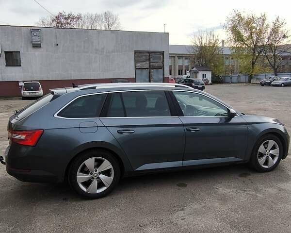 Серый Шкода Суперб, объемом двигателя 1.6 л и пробегом 260 тыс. км за 13500 $, фото 5 на Automoto.ua