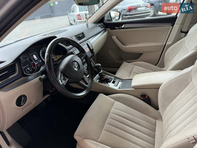 Сірий Шкода Суперб, об'ємом двигуна 1.97 л та пробігом 261 тис. км за 17999 $, фото 31 на Automoto.ua