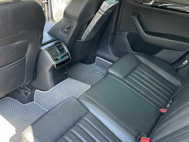 Сірий Шкода Суперб, об'ємом двигуна 2 л та пробігом 270 тис. км за 20000 $, фото 11 на Automoto.ua