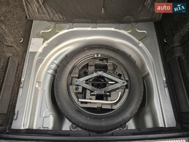 Сірий Шкода Суперб, об'ємом двигуна 1.8 л та пробігом 119 тис. км за 15999 $, фото 17 на Automoto.ua