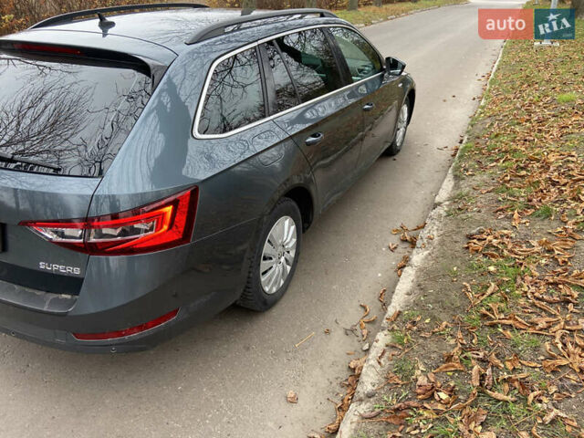 Сірий Шкода Суперб, об'ємом двигуна 2 л та пробігом 265 тис. км за 16700 $, фото 14 на Automoto.ua