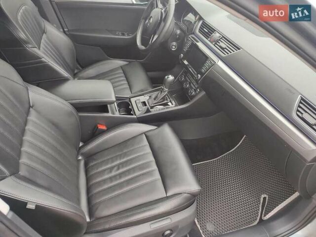 Серый Шкода Суперб, объемом двигателя 1.97 л и пробегом 272 тыс. км за 14699 $, фото 8 на Automoto.ua