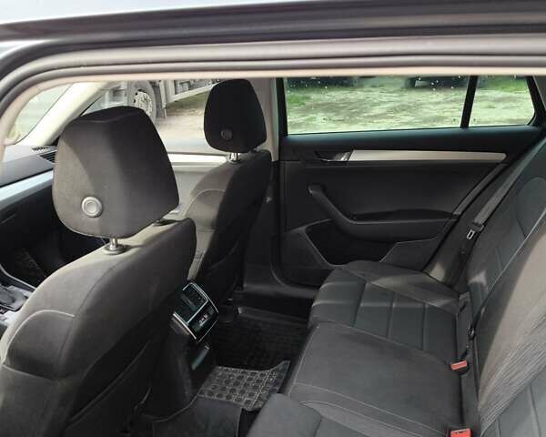 Серый Шкода Суперб, объемом двигателя 1.6 л и пробегом 260 тыс. км за 13500 $, фото 18 на Automoto.ua