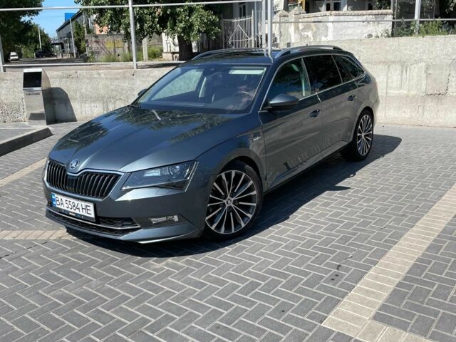 Сірий Шкода Суперб, об'ємом двигуна 2 л та пробігом 270 тис. км за 20000 $, фото 1 на Automoto.ua