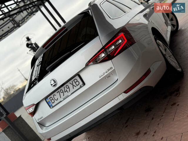 Сірий Шкода Суперб, об'ємом двигуна 1.97 л та пробігом 261 тис. км за 17999 $, фото 17 на Automoto.ua