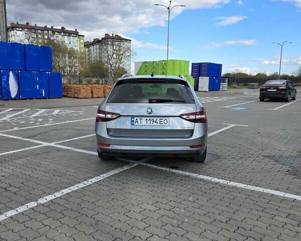 Серый Шкода Суперб, объемом двигателя 1.6 л и пробегом 270 тыс. км за 13500 $, фото 5 на Automoto.ua