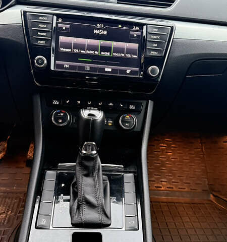 Серый Шкода Суперб, объемом двигателя 2 л и пробегом 270 тыс. км за 13800 $, фото 14 на Automoto.ua