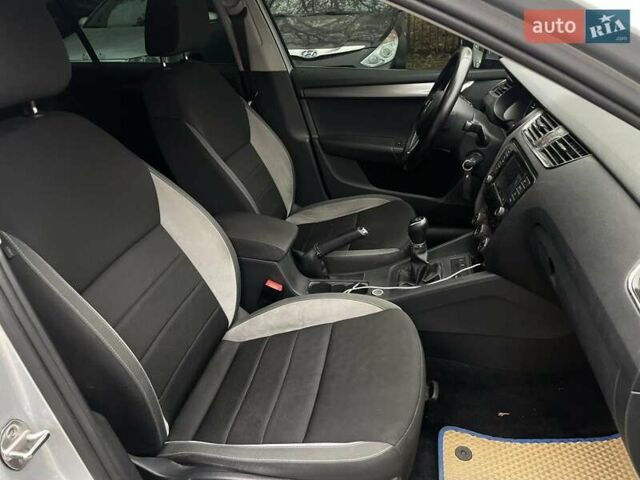 Серый Шкода Суперб, объемом двигателя 1.6 л и пробегом 273 тыс. км за 10900 $, фото 18 на Automoto.ua