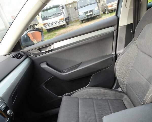 Серый Шкода Суперб, объемом двигателя 1.6 л и пробегом 260 тыс. км за 13500 $, фото 15 на Automoto.ua