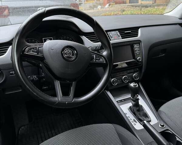 Серый Шкода Суперб, объемом двигателя 1.97 л и пробегом 253 тыс. км за 11900 $, фото 7 на Automoto.ua