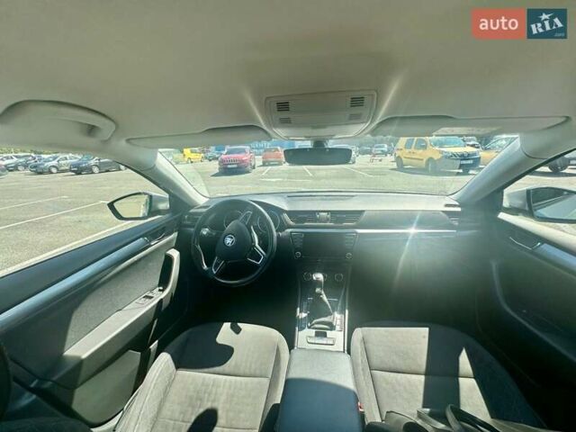 Серый Шкода Суперб, объемом двигателя 1.6 л и пробегом 255 тыс. км за 13700 $, фото 7 на Automoto.ua