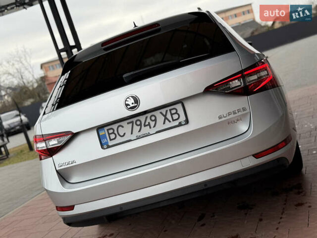Сірий Шкода Суперб, об'ємом двигуна 1.97 л та пробігом 261 тис. км за 17999 $, фото 23 на Automoto.ua