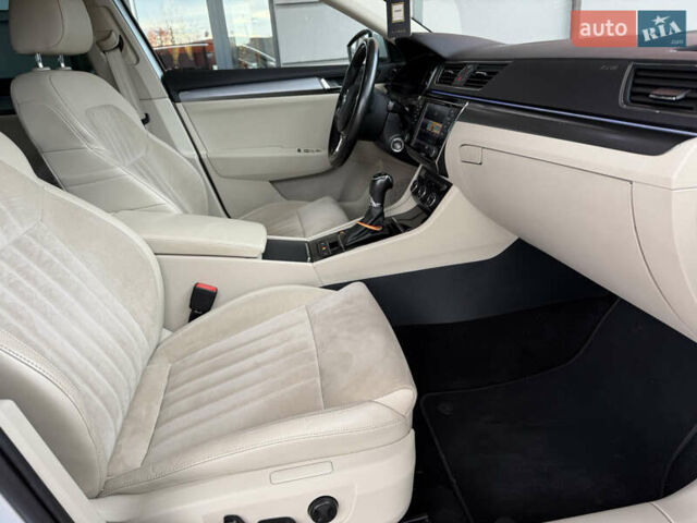 Сірий Шкода Суперб, об'ємом двигуна 1.97 л та пробігом 261 тис. км за 17999 $, фото 42 на Automoto.ua