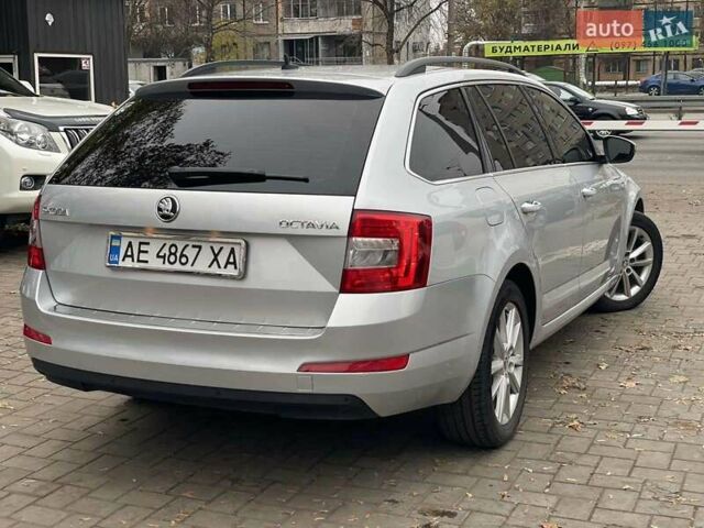 Серый Шкода Суперб, объемом двигателя 1.6 л и пробегом 273 тыс. км за 10900 $, фото 3 на Automoto.ua