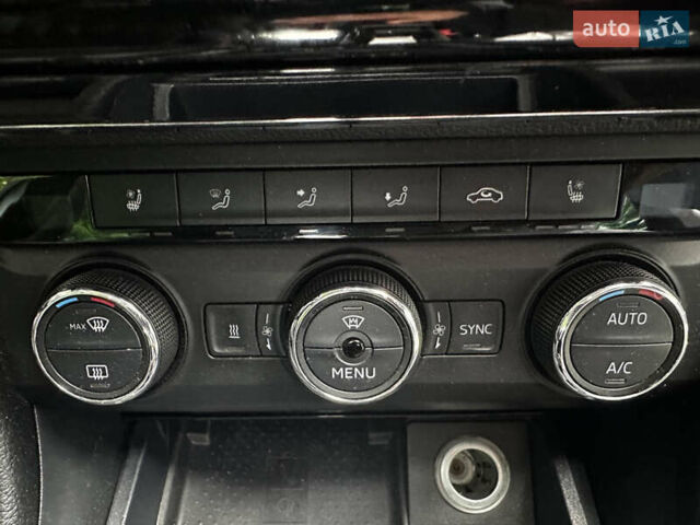 Серый Шкода Суперб, объемом двигателя 1.97 л и пробегом 271 тыс. км за 17999 $, фото 9 на Automoto.ua