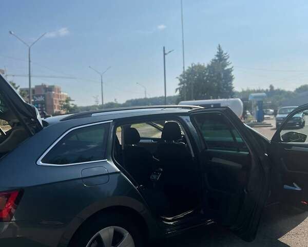 Серый Шкода Суперб, объемом двигателя 1.97 л и пробегом 212 тыс. км за 16900 $, фото 29 на Automoto.ua