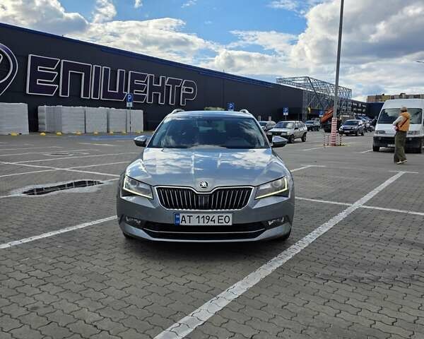 Серый Шкода Суперб, объемом двигателя 1.6 л и пробегом 270 тыс. км за 13500 $, фото 4 на Automoto.ua