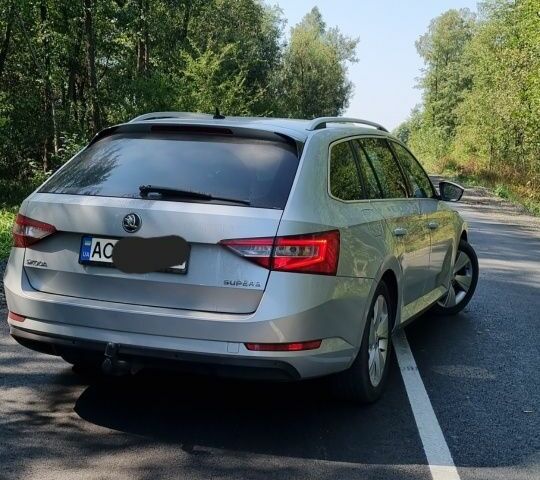 Сірий Шкода Суперб, об'ємом двигуна 0 л та пробігом 1 тис. км за 13000 $, фото 1 на Automoto.ua