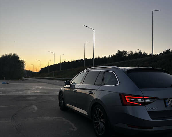 Серый Шкода Суперб, объемом двигателя 1.97 л и пробегом 271 тыс. км за 17999 $, фото 12 на Automoto.ua