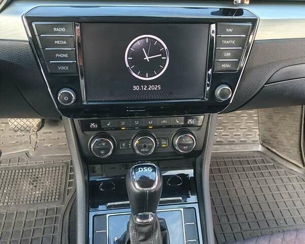 Серый Шкода Суперб, объемом двигателя 1.97 л и пробегом 264 тыс. км за 14300 $, фото 31 на Automoto.ua