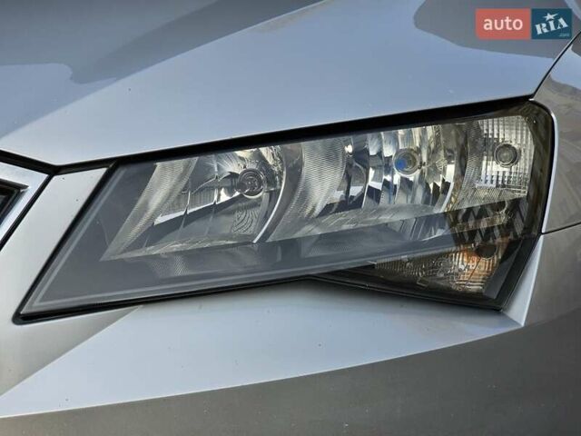 Сірий Шкода Суперб, об'ємом двигуна 1.8 л та пробігом 119 тис. км за 15999 $, фото 12 на Automoto.ua