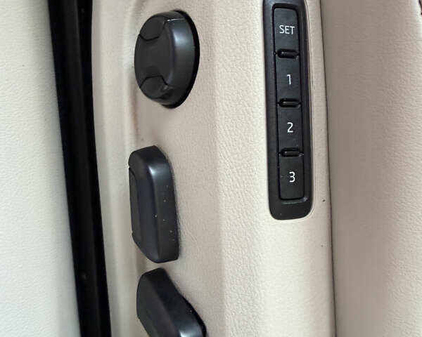 Сірий Шкода Суперб, об'ємом двигуна 1.97 л та пробігом 261 тис. км за 17999 $, фото 36 на Automoto.ua