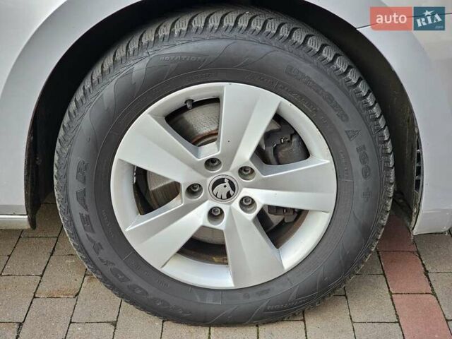 Сірий Шкода Суперб, об'ємом двигуна 1.8 л та пробігом 119 тис. км за 15999 $, фото 10 на Automoto.ua